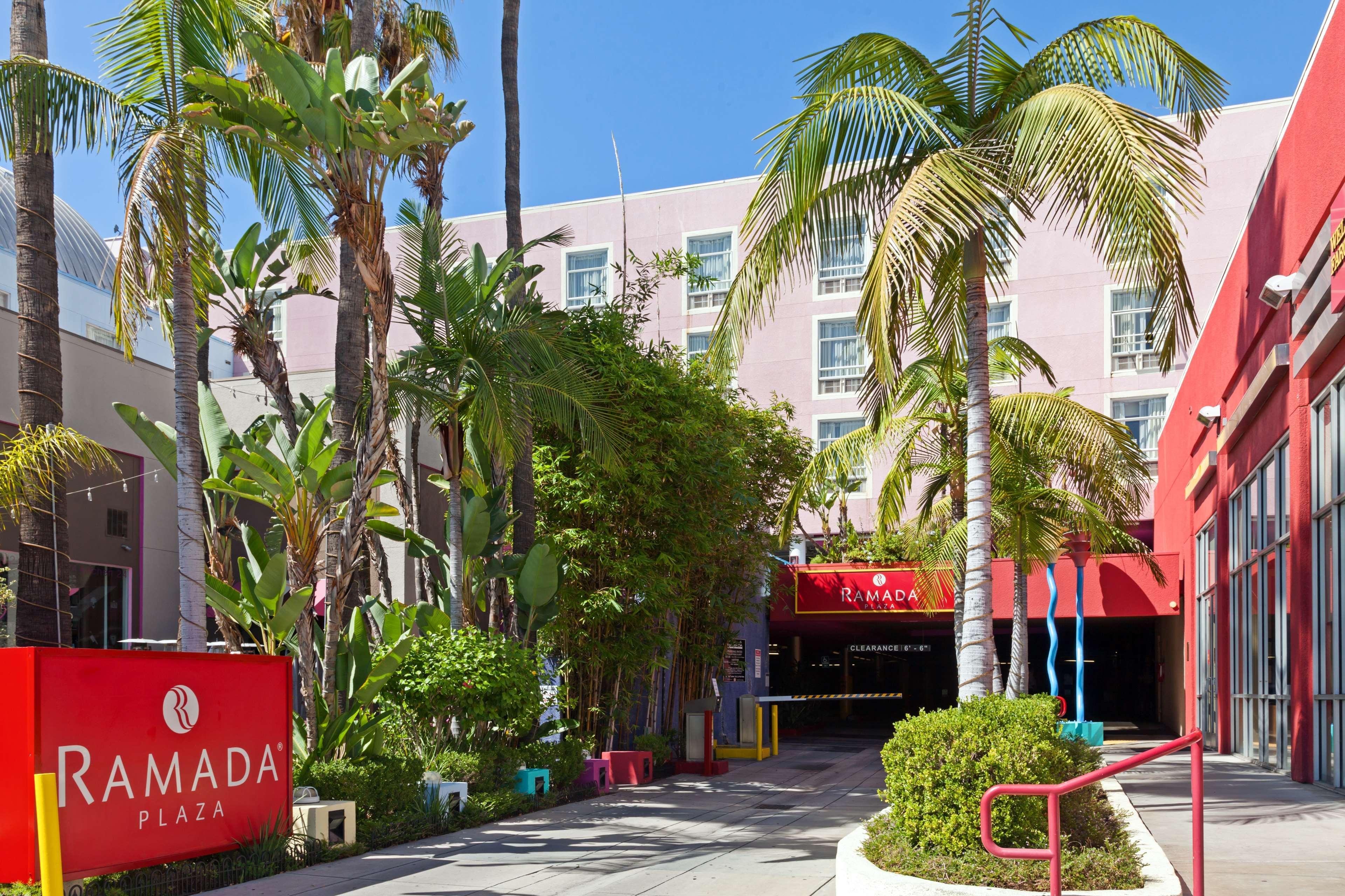 Ramada Plaza By Wyndham West Hollywood Hotel & Suites Los Angeles Exteriér fotografie