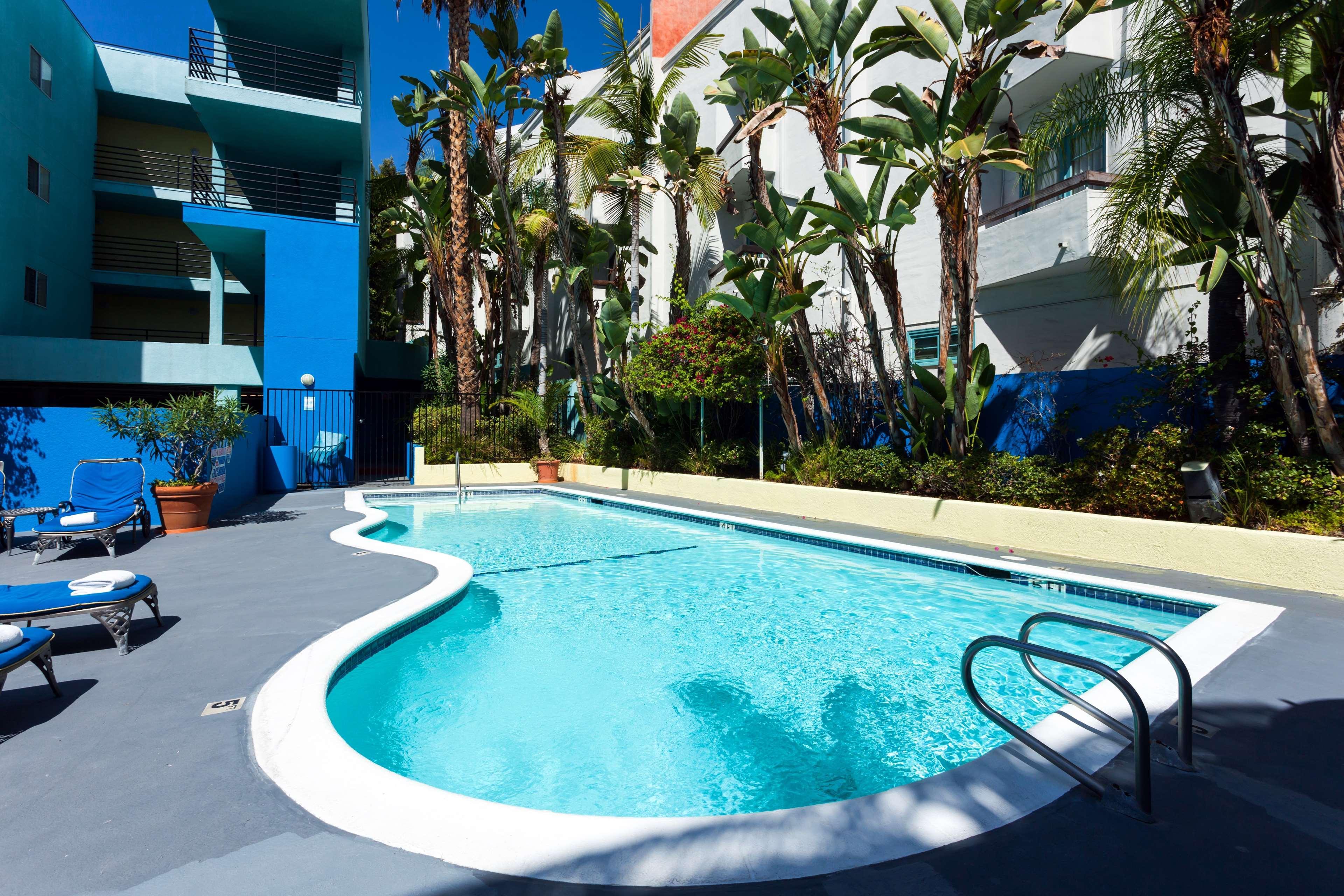 Ramada Plaza By Wyndham West Hollywood Hotel & Suites Los Angeles Exteriér fotografie